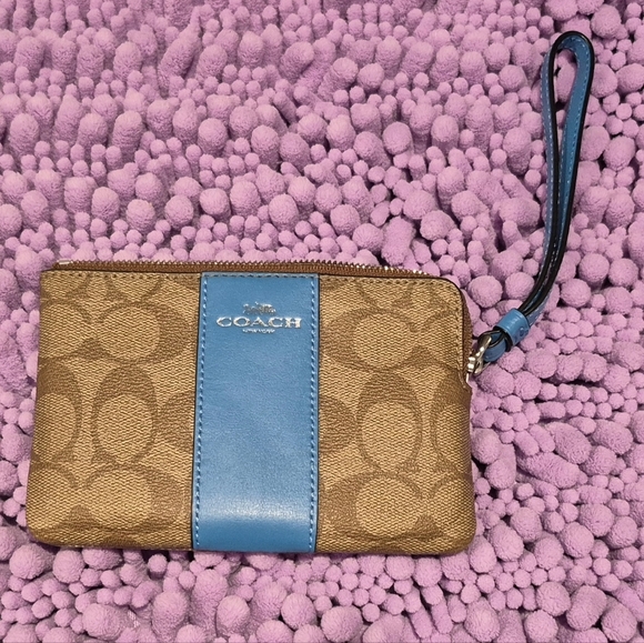 Authentic Coach Brown and Blue Wristlet - Picture 2 of 12